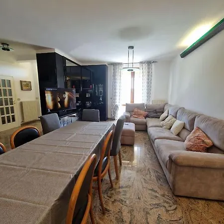Apartamento Domen House