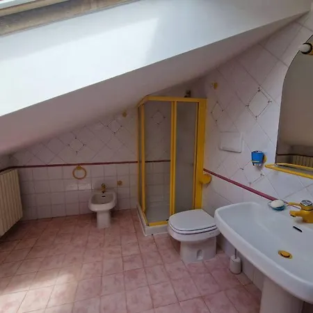 Domen House Apartamento *